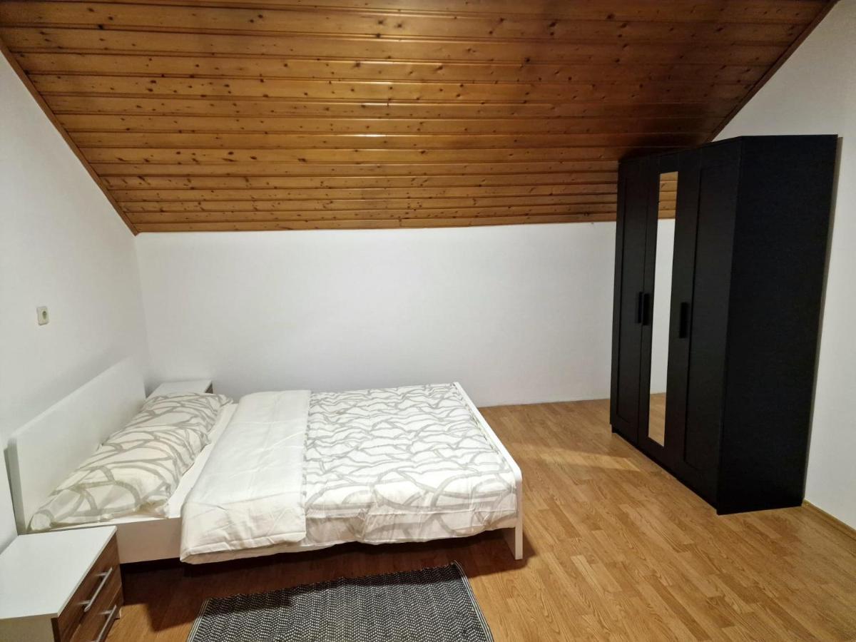 Kiki Privatne Sobe, Zagreb Airport Leilighet Velika Gorica Eksteriør bilde